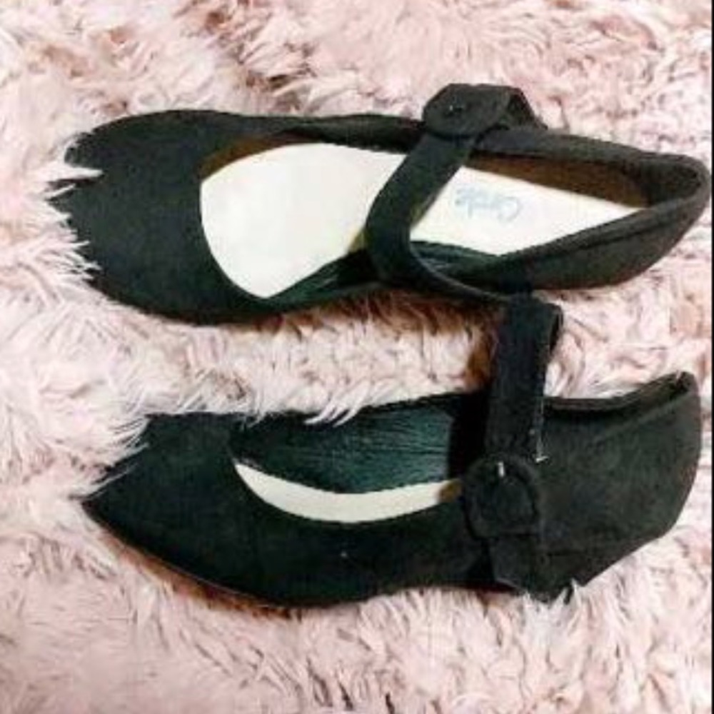 Black Wedges